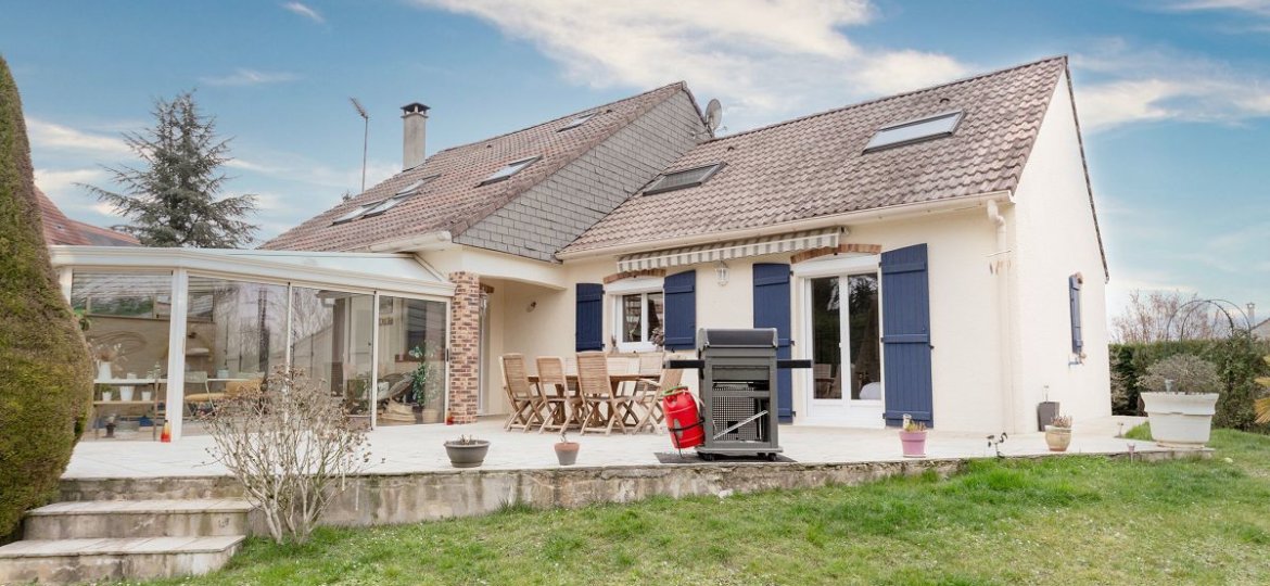 MAISON à LESIGNY 203m² à vendre 1
