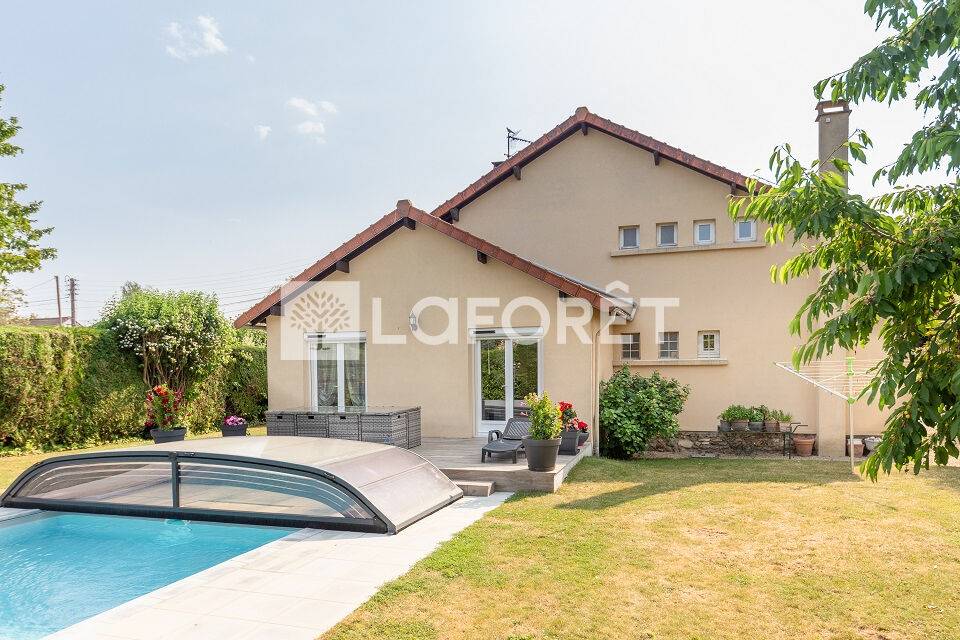 Maison à Ozoir-la-Ferrière 119m²  1