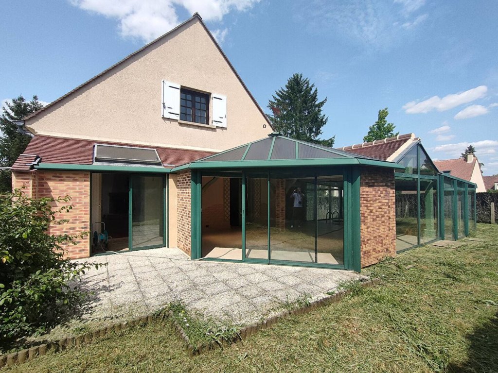 Maison à Vaudoy-en-Brie 205m²  1