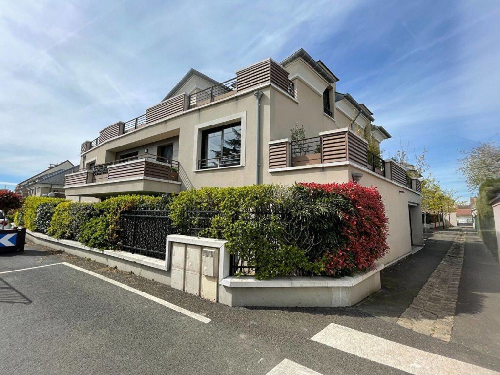 Appartement à CHEVRY-COSSIGNY 44m²  1