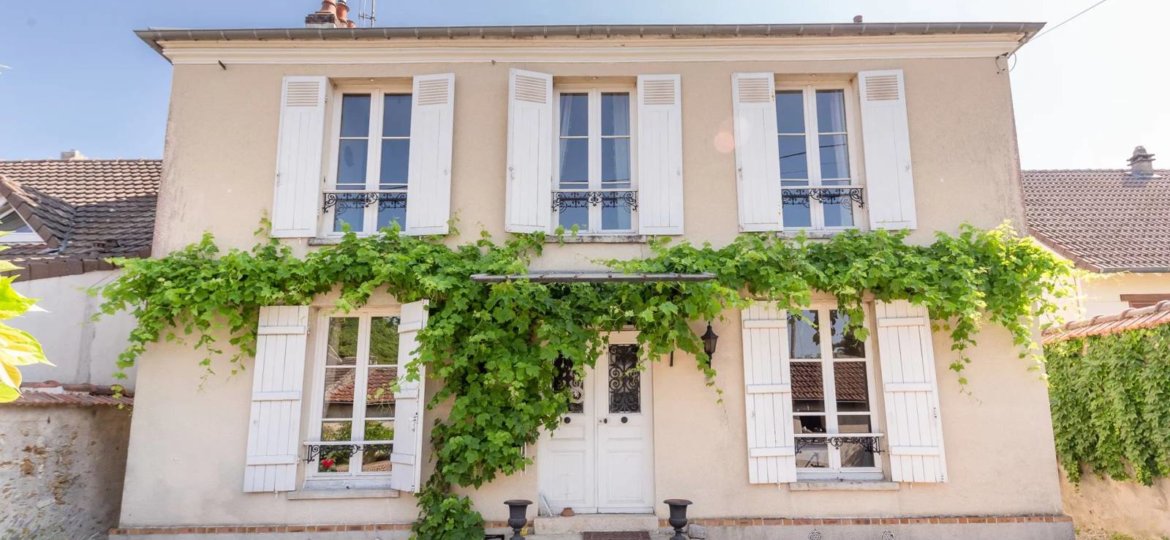 Maison à Rozay-en-Brie 130m² 1 1