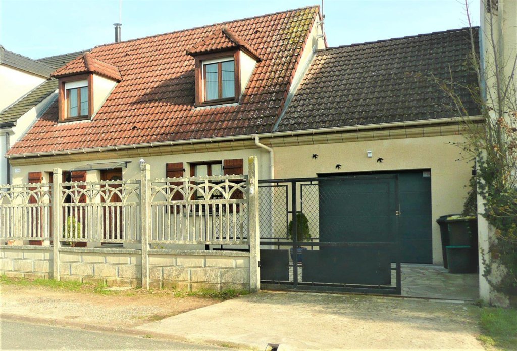 Maison à Ozoir-la-Ferrière 108m²  1