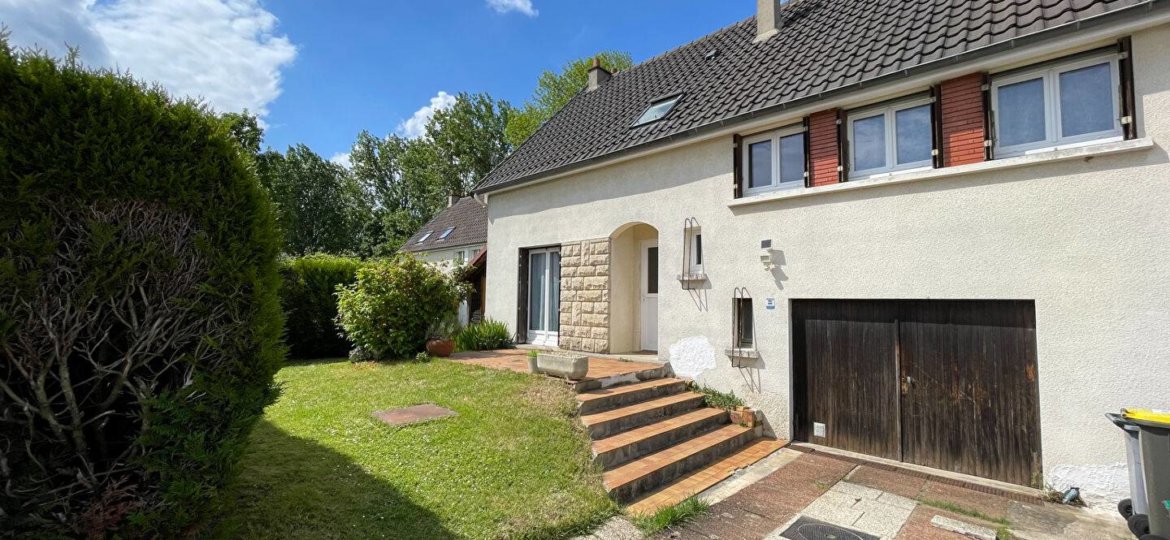 Maison à Chevry-Cossigny 95m² 1 1