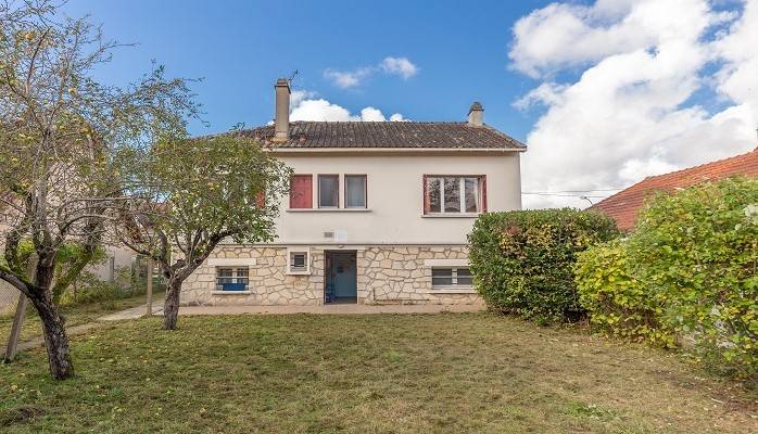 Maison à Roissy-en-Brie 67m² 1 1