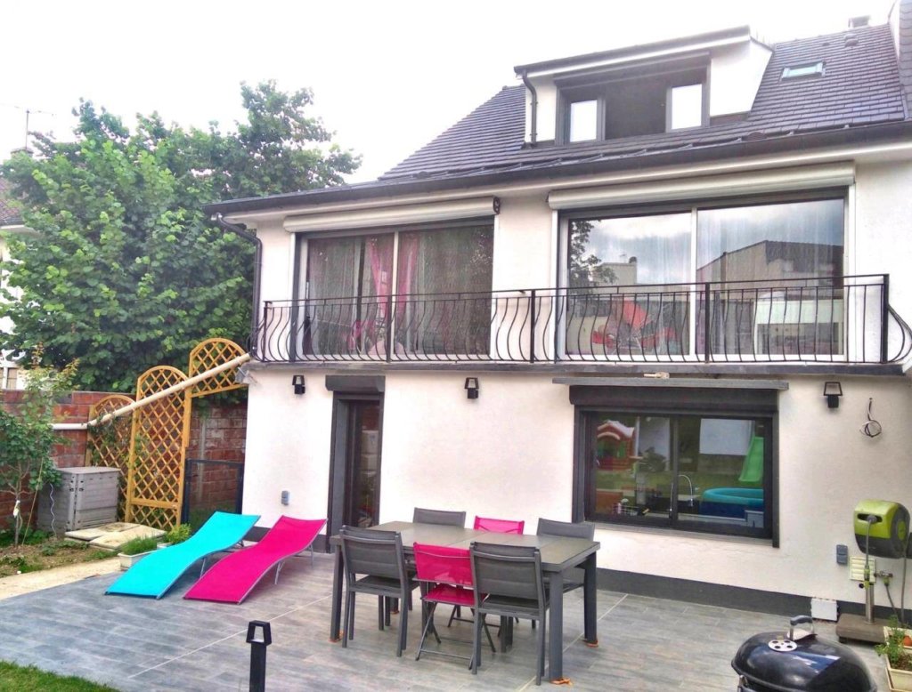 Maison à Pontault-Combault 190m²  1
