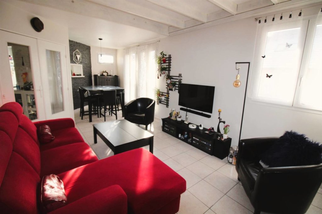 Appartement à Pontault-Combault 93m²  1