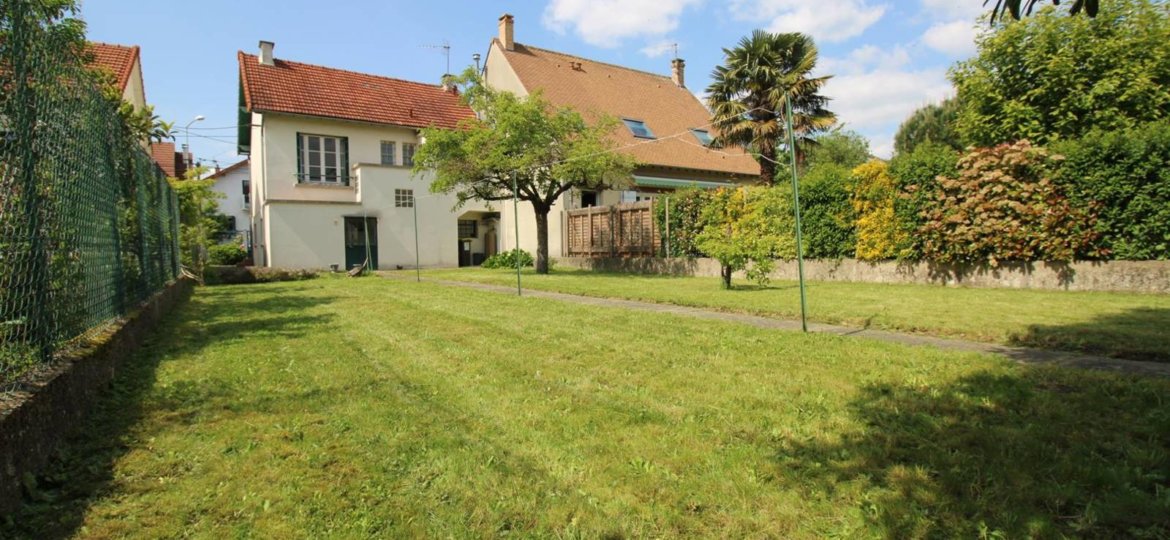 Maison à Pontault-Combault 54m² 1 1