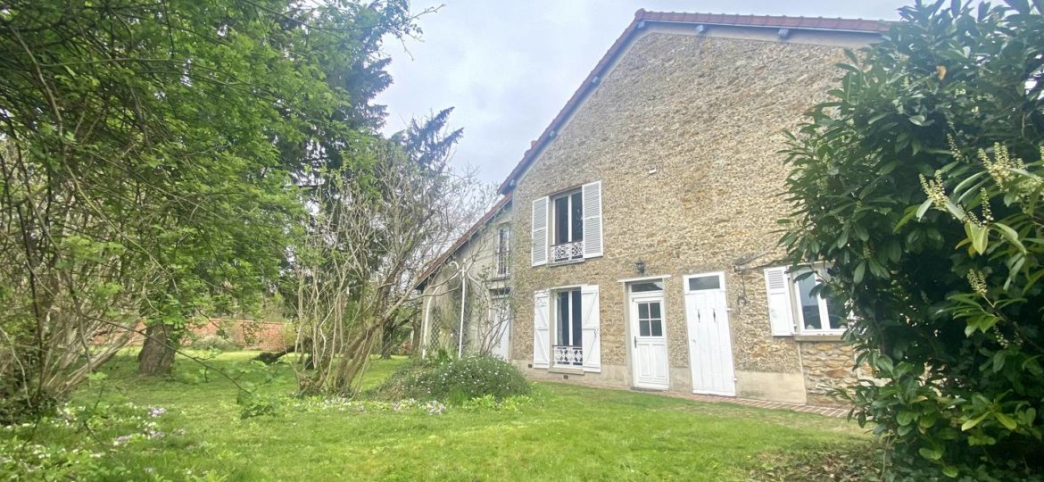 Maison à Tournan-en-Brie 200m² 1 1
