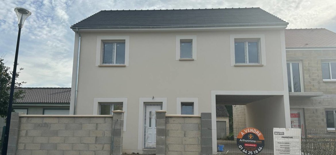 Maison à Fontenay-Trésigny 94m² 1 1