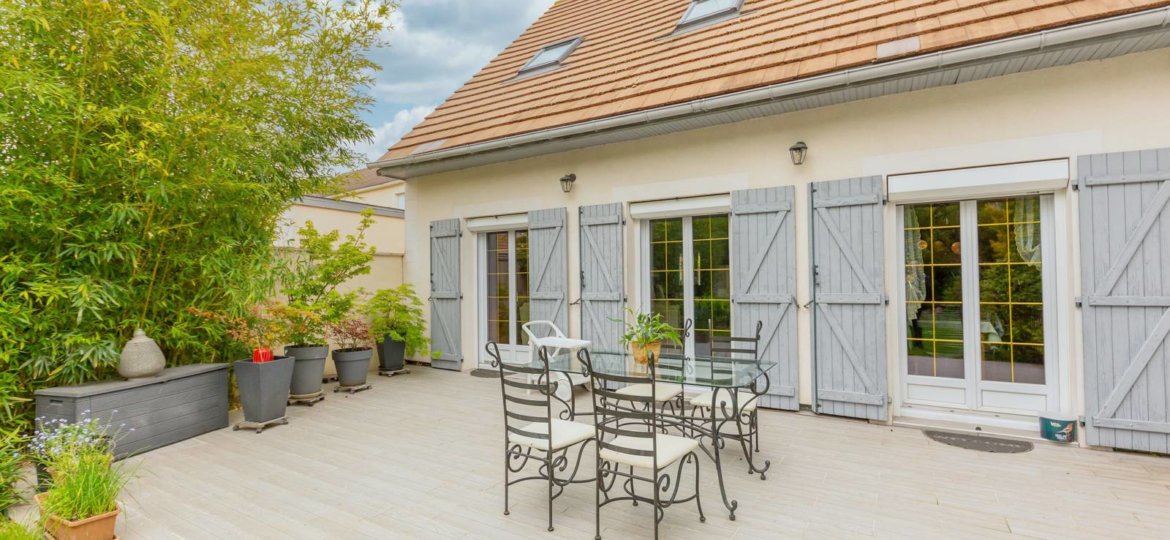 Maison à Émerainville 110