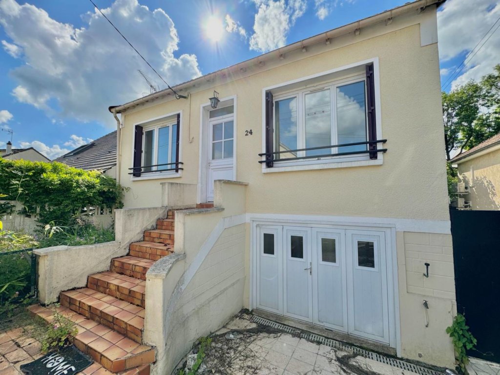 Maison à Ozoir-la-Ferrière 126m²  1