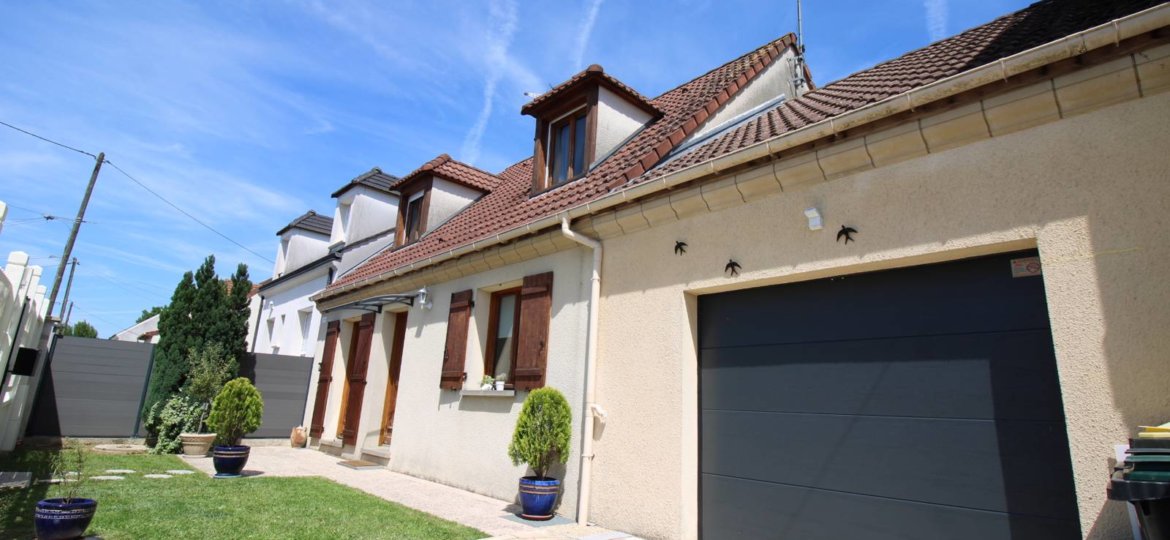 Maison à Ozoir-la-Ferrière 108m²  1
