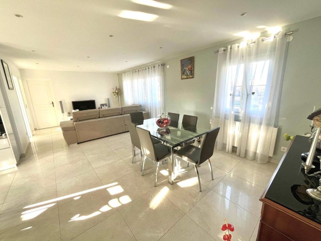 Maison à Pontault-Combault 70m²  1