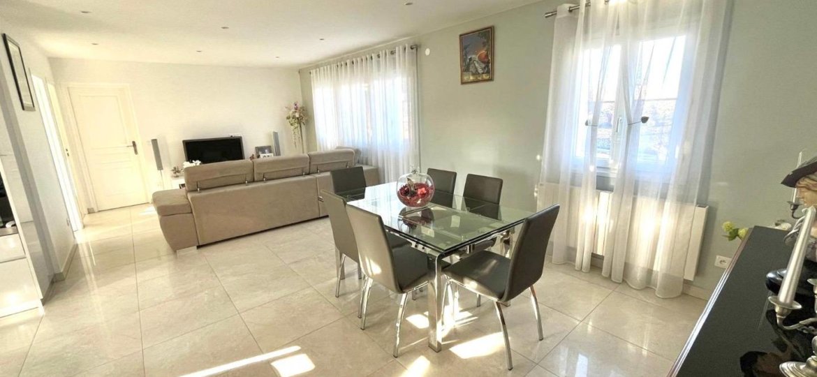 Maison à Pontault-Combault 70m²  1