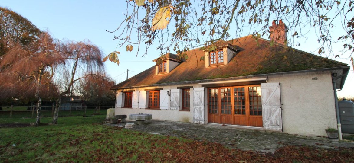 Maison à Jouy-le-Châtel 179m²  1