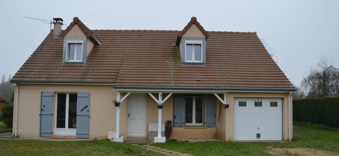 Maison à Rozay-en-Brie 130m²  1