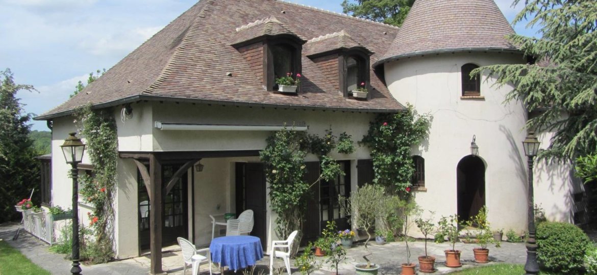 Maison à CHESSY 225m²  1