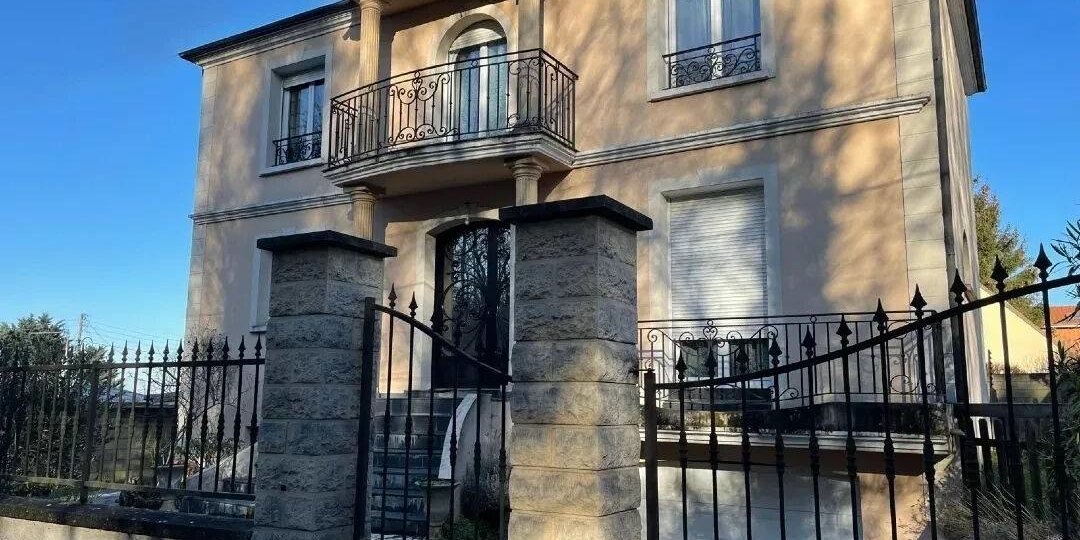 Maison à LIMEIL BREVANNES 140m²  1