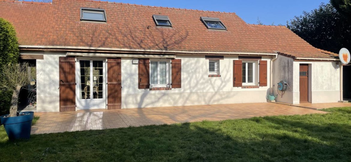 Maison à COURPALAY 115m²  1