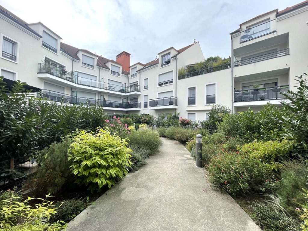 Appartement à Ozoir-la-Ferrière 28m²  1
