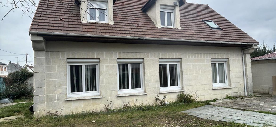 Maison à Pontault-Combault 139m²  1