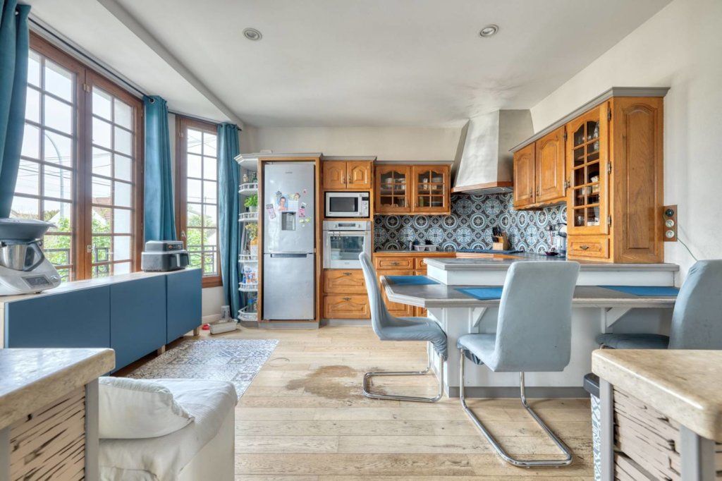 Maison à Roissy-en-Brie 110m²  1