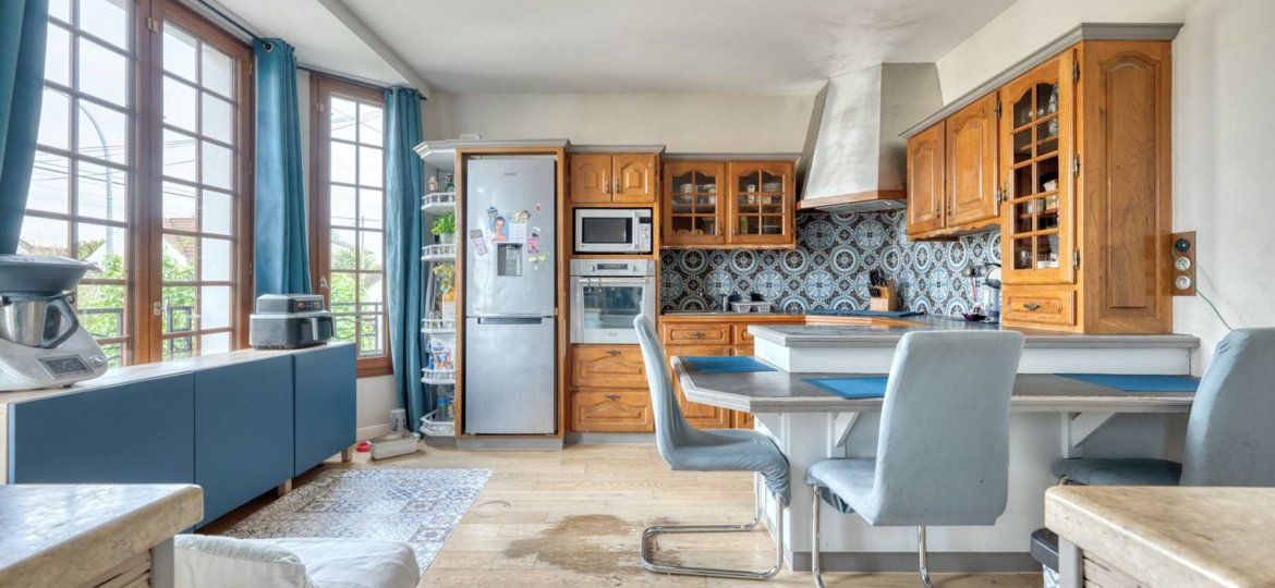 Maison à Roissy-en-Brie 110m²  1
