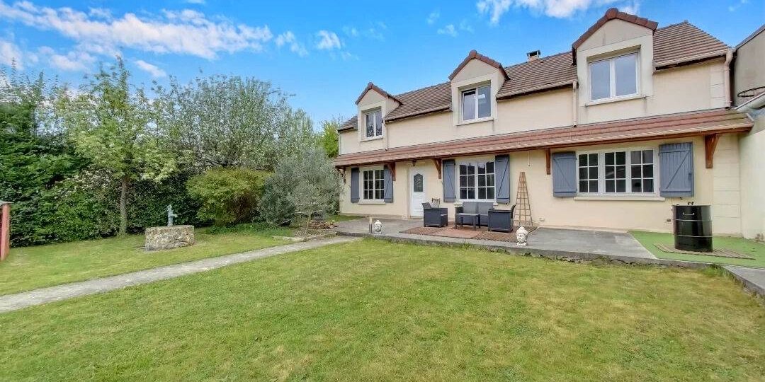 Maison à Ozoir-la-Ferrière 150m²  1