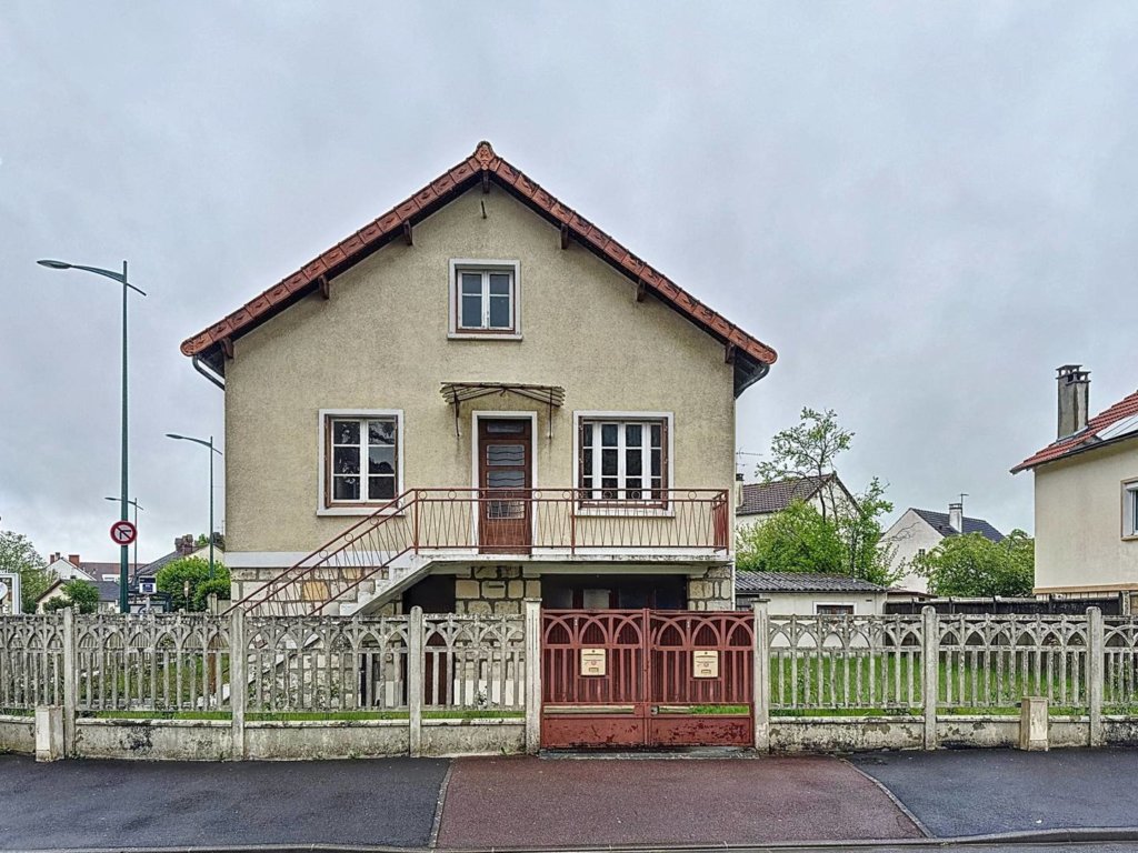 Maison à Ozoir-la-Ferrière 84m²  1