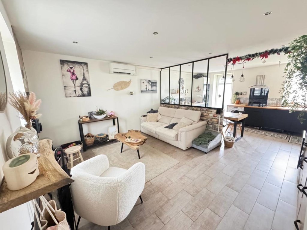 Maison à COURPALAY 82m²  1