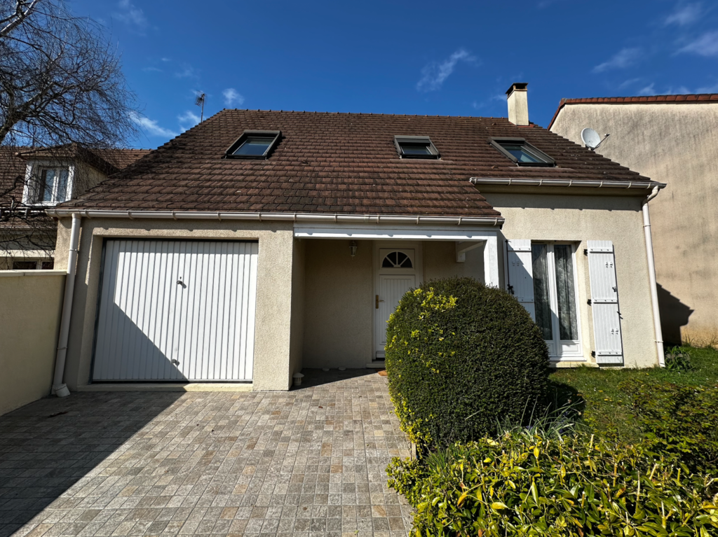 Maison à Brie-Comte-Robert 90m²  1