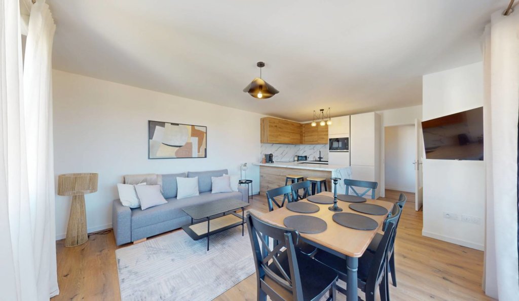 Appartement à Chessy 81