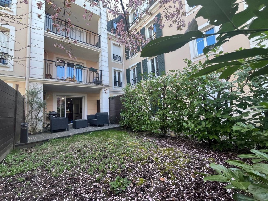Appartement à Émerainville 44