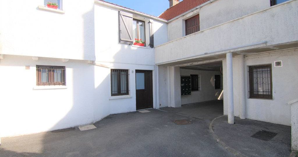 Appartement à Ozoir-la-Ferrière 46m² 1 1