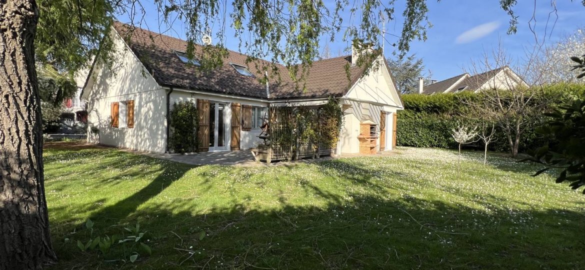 Maison à Pontault-Combault 181