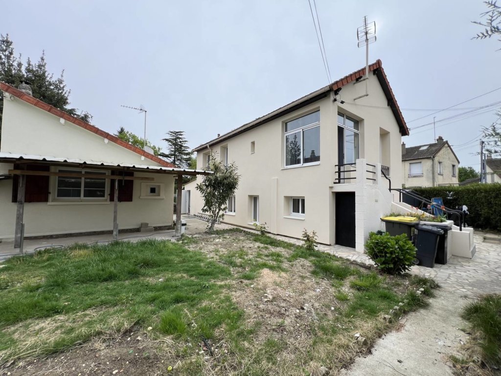 Maison à Pontault-Combault 130m²  1