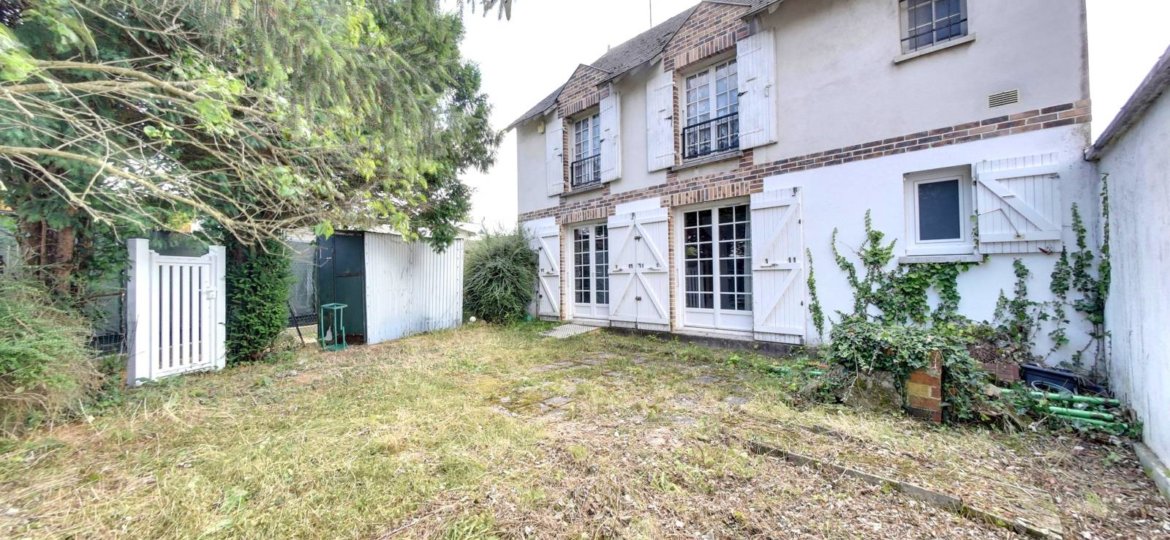 Maison à OZOIR LA FERRIERE 120m² 1 1