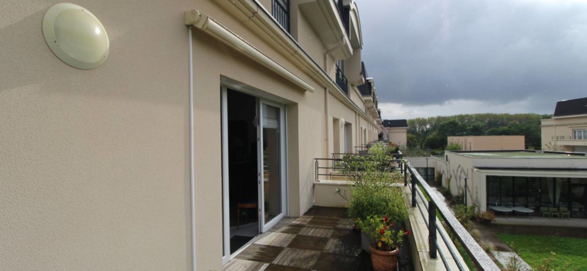 Appartement à Émerainville 63m²  1