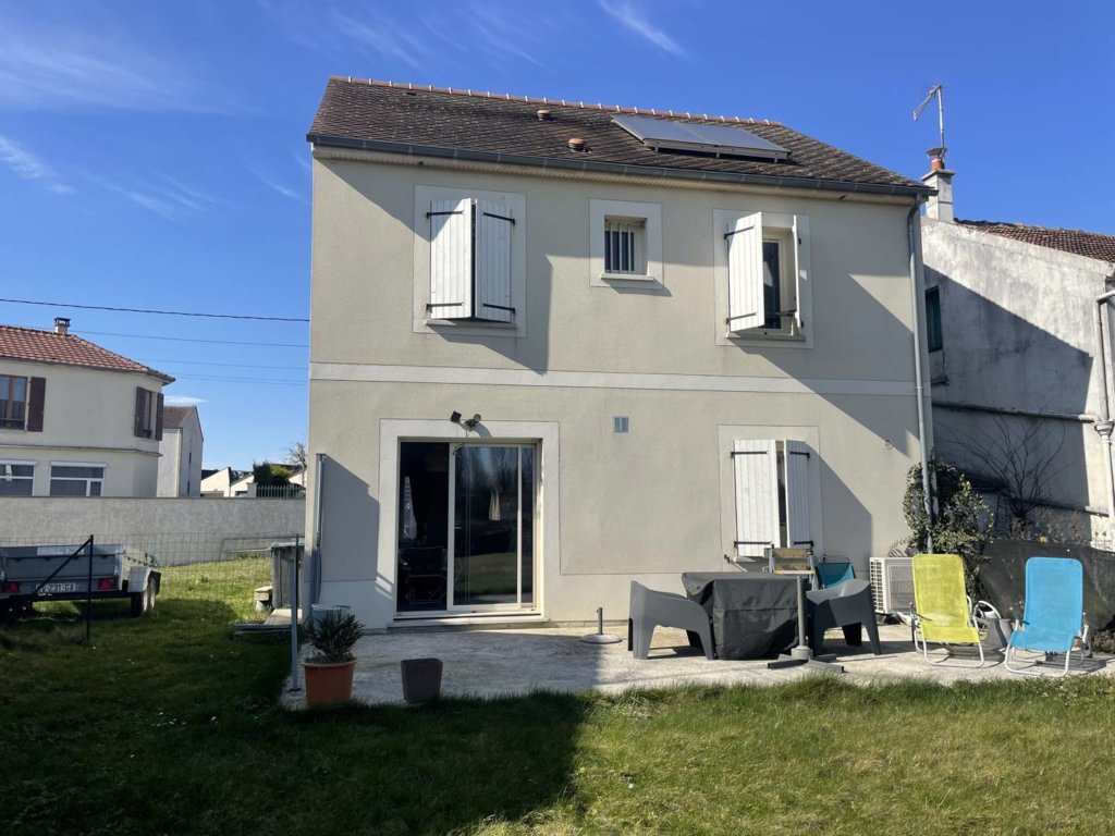 Maison à JOUY LE CHATEL 95m²  1