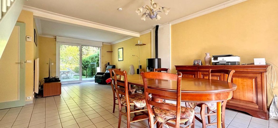 Maison à Pontault-Combault 105m² 1 1
