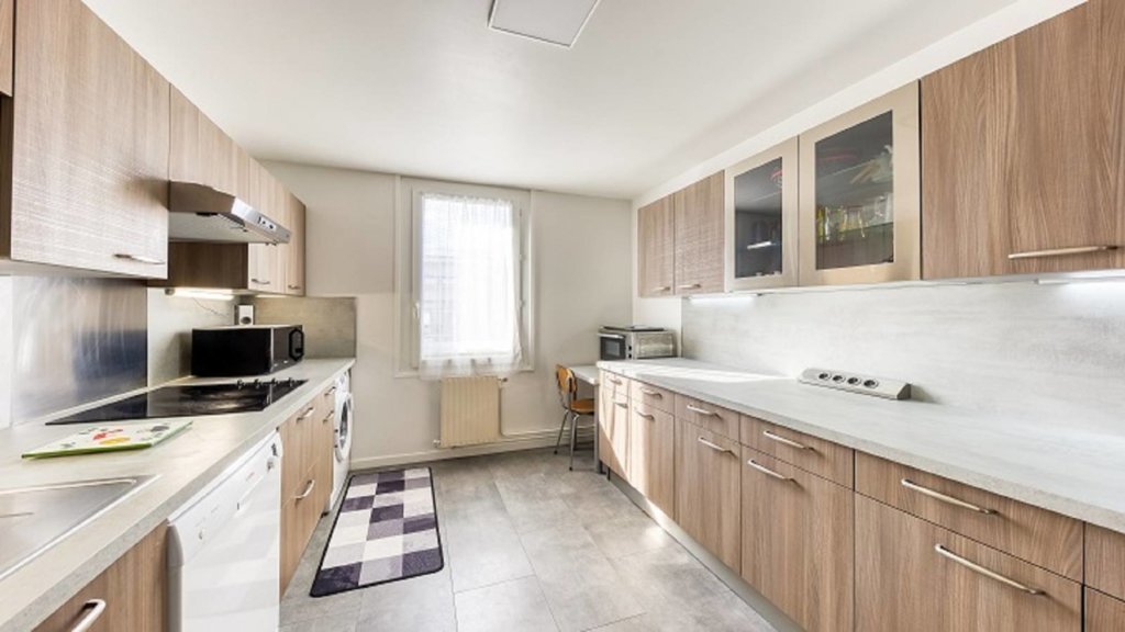Appartement à ROISSY EN BRIE 85