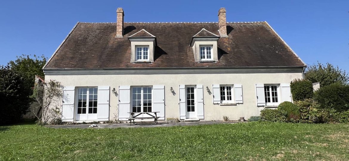 Maison à BETON BAZOCHES 233m²  1