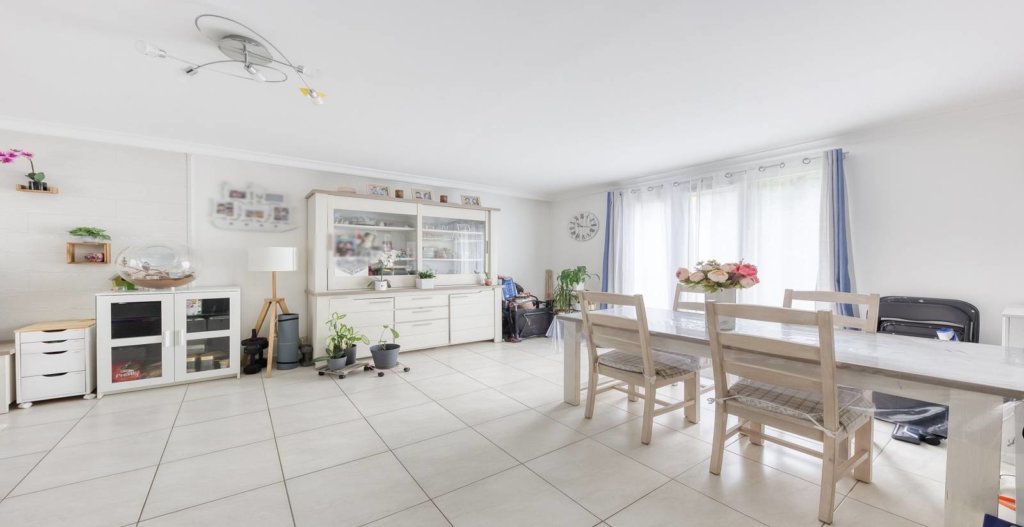 Maison à roissy en brie 95