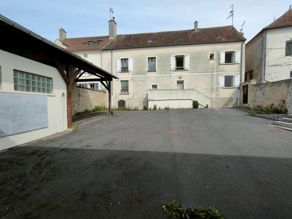 Immeuble à Courpalay 213