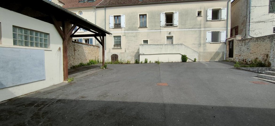 Immeuble à Courpalay 213