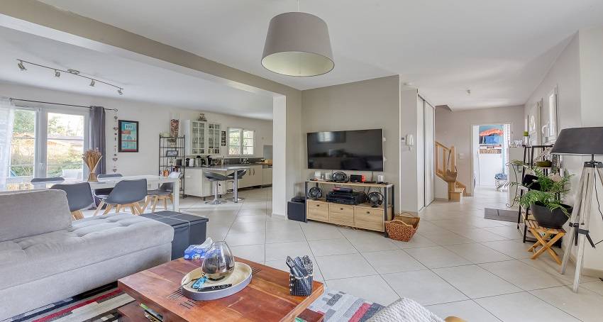 Maison à PONTAULT-COMBAULT 140m²  1