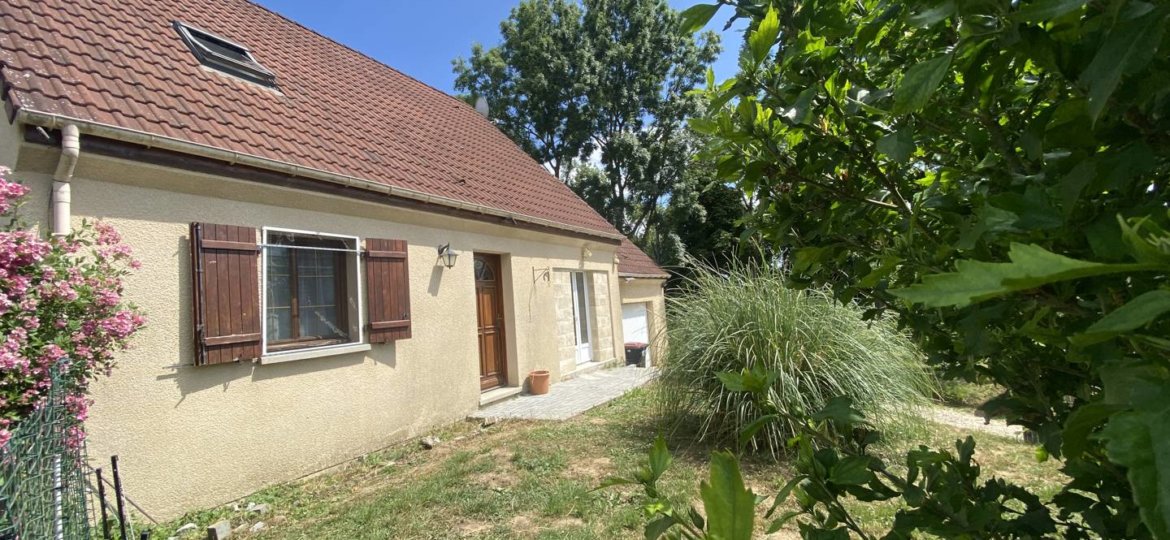 Maison à beton-bazoche 110m²  1