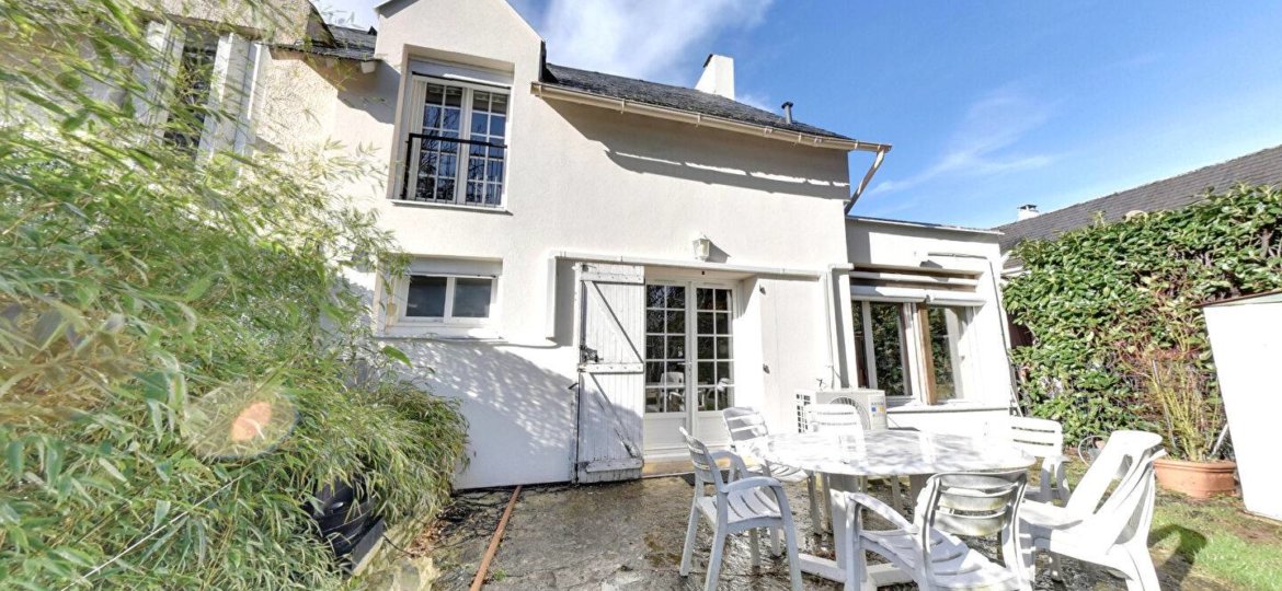 Maison à Ozoir-la-Ferrière 102m² 1 1