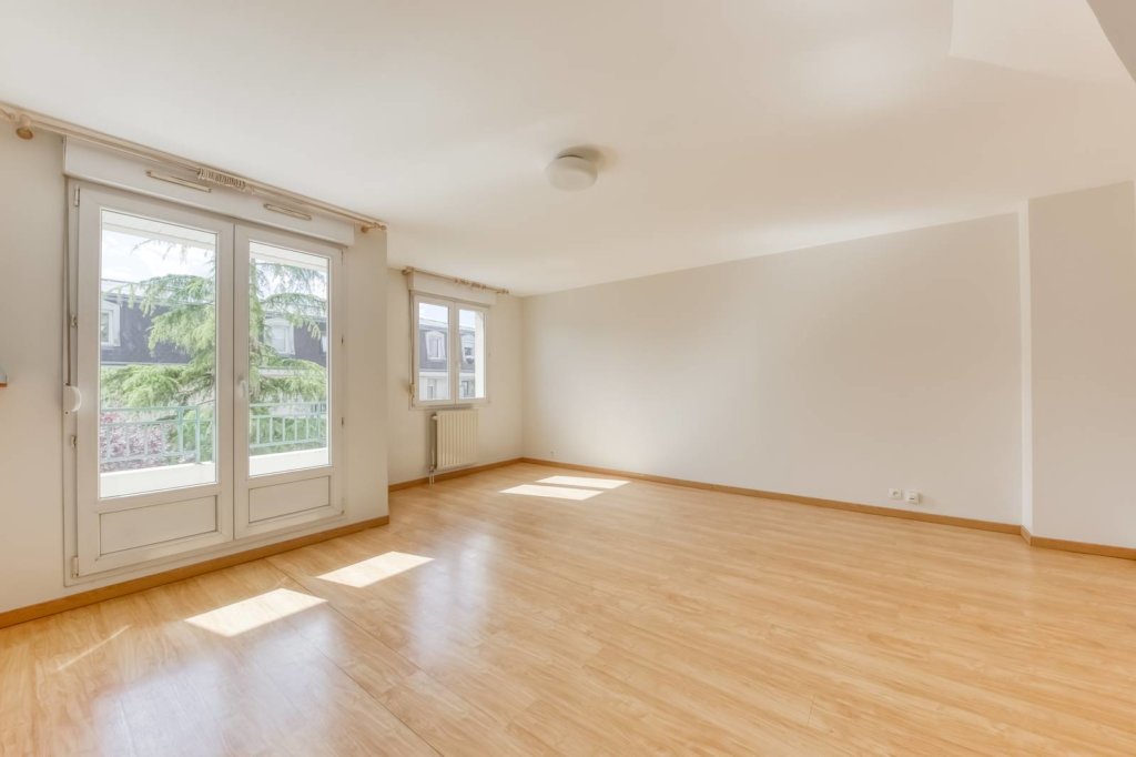 Appartement à PONTAULT-COMBAULT 111m²  1