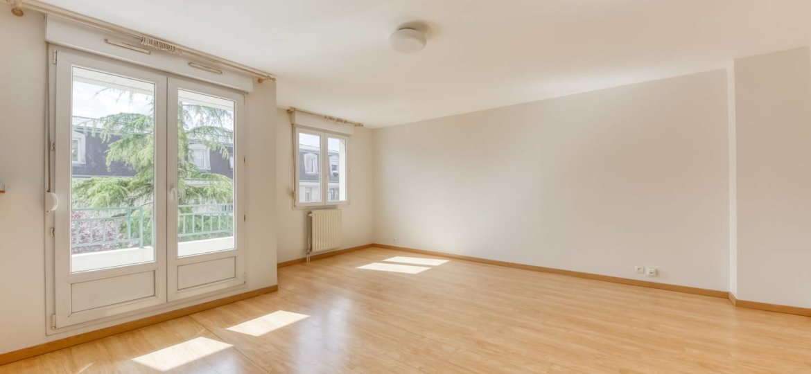 Appartement à PONTAULT-COMBAULT 111m²  1